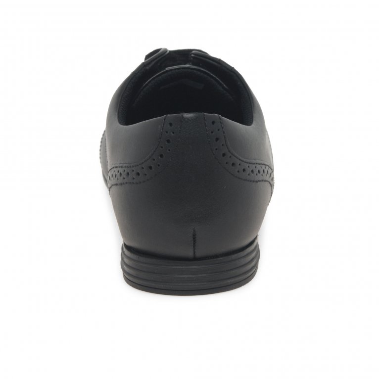 Charles Clinkard Clarks Finja Brogue Y Girls Senior School Shoes