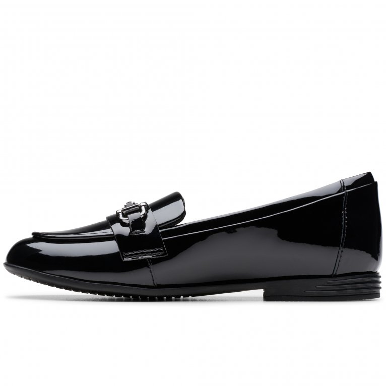 Charles Clinkard Clarks Finja Loafer O Girls School Shoes