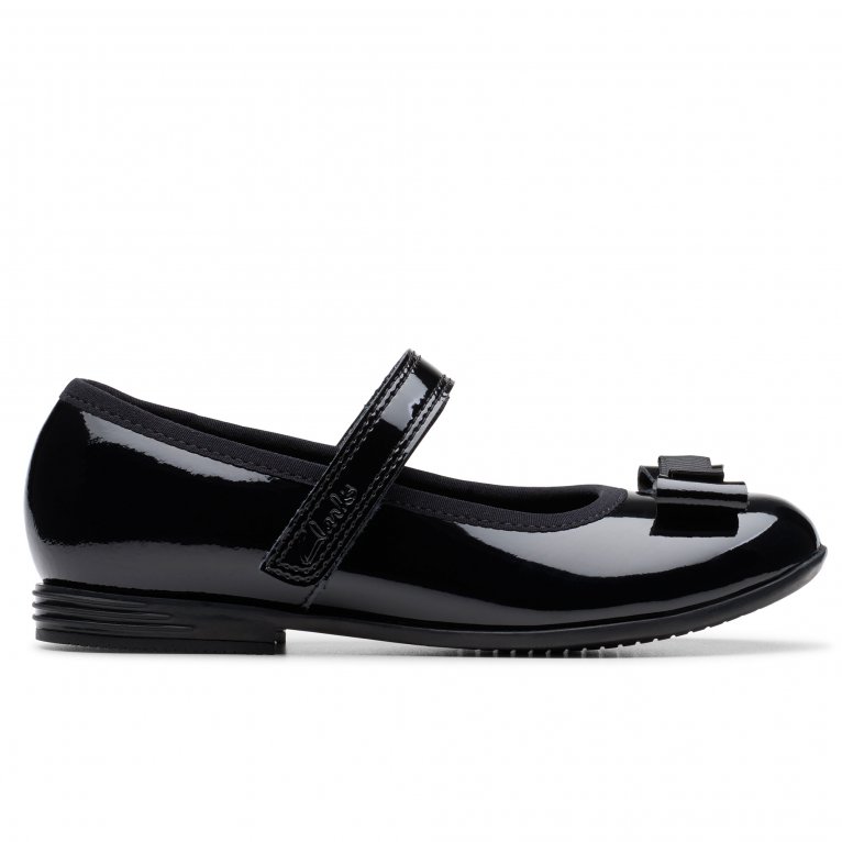 Charles Clinkard Clarks Finja Tap K Girls Infant School Shoes