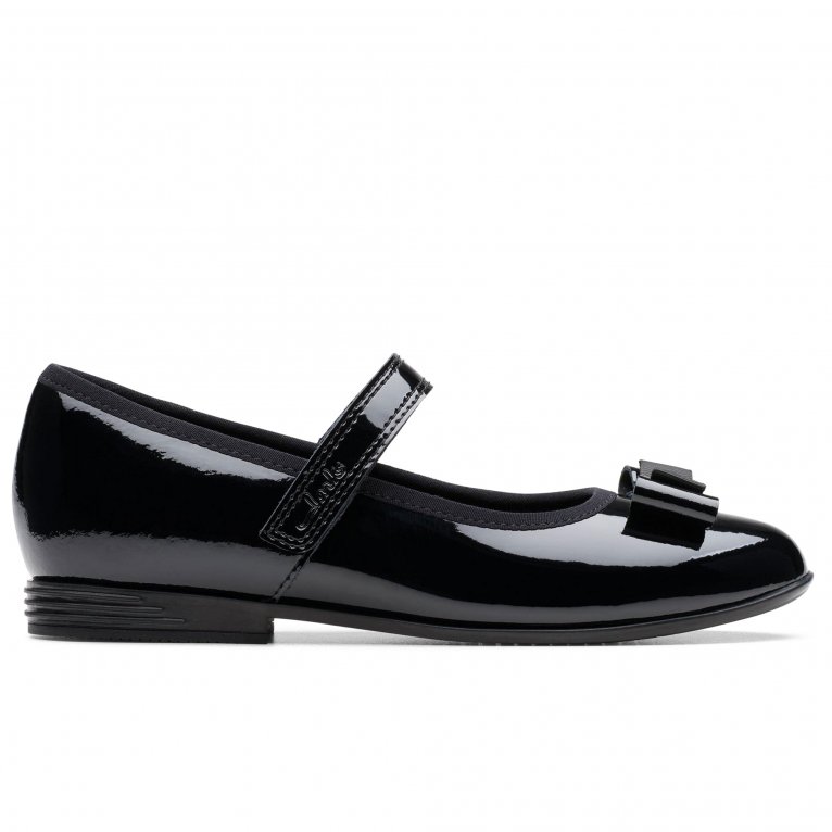 Charles Clinkard Clarks Finja Tap O Girls School Shoes