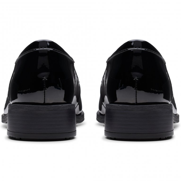 Charles Clinkard Clarks Havisham Edge Womens Tassel Loafers