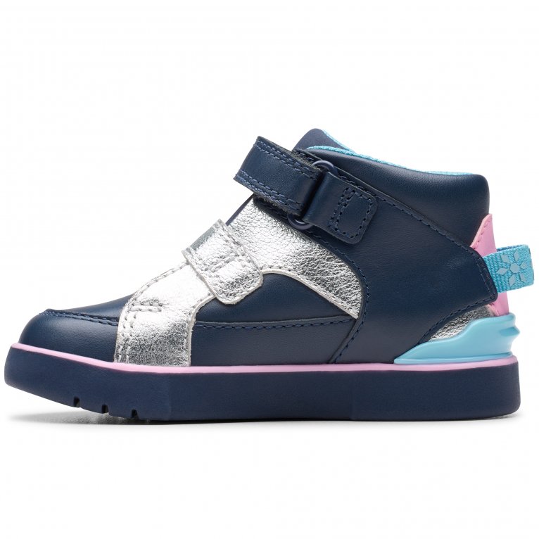 Charles Clinkard Clarks Oslo Play T Girls First Boots