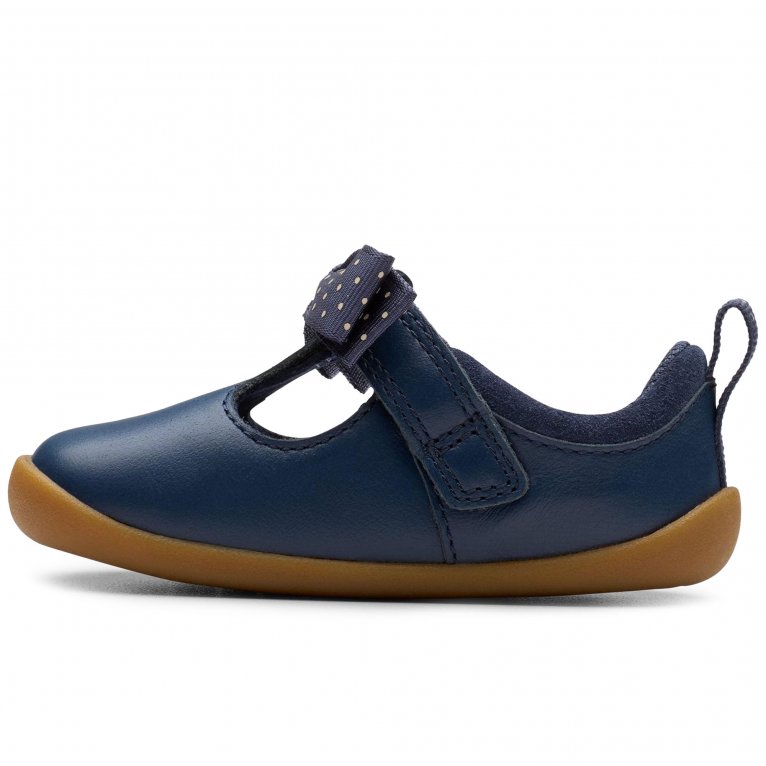 Charles Clinkard Clarks Roamer Trim T Girls Prewalkers