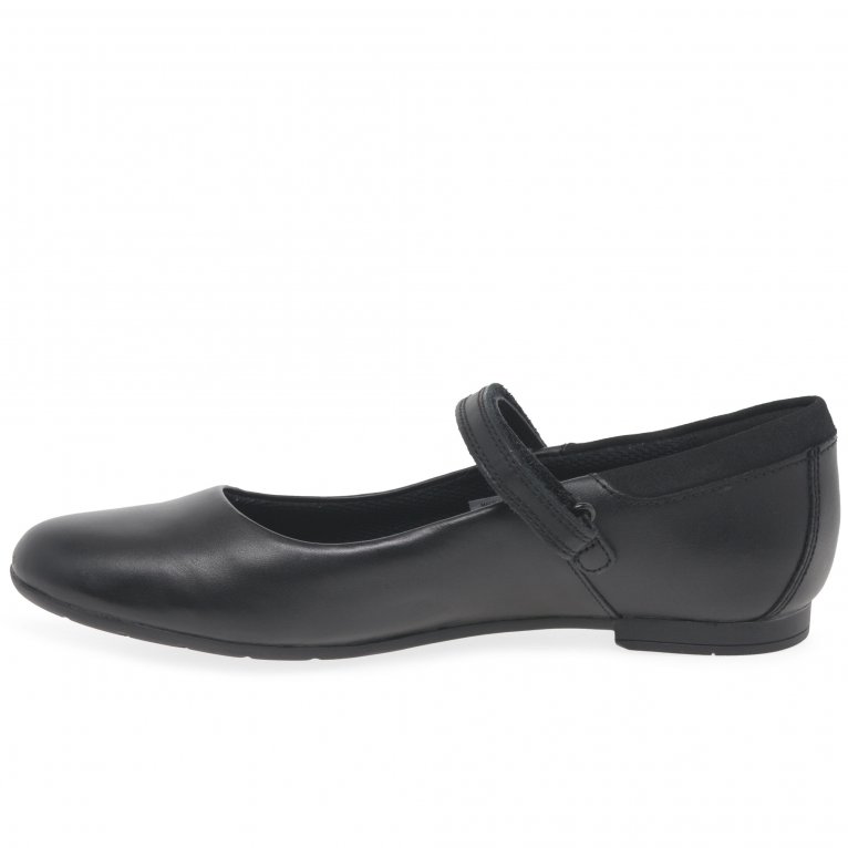 Charles Clinkard Clarks Scala Dawn Y Girls Senior School Shoes