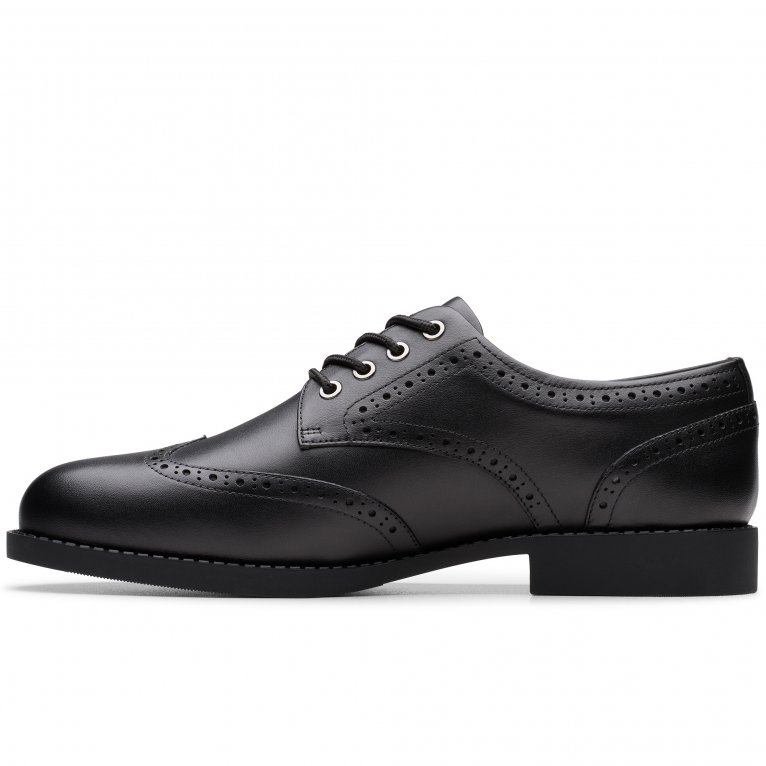 Charles Clinkard Clarks Tapa Pure Y Girls Senior School Shoes