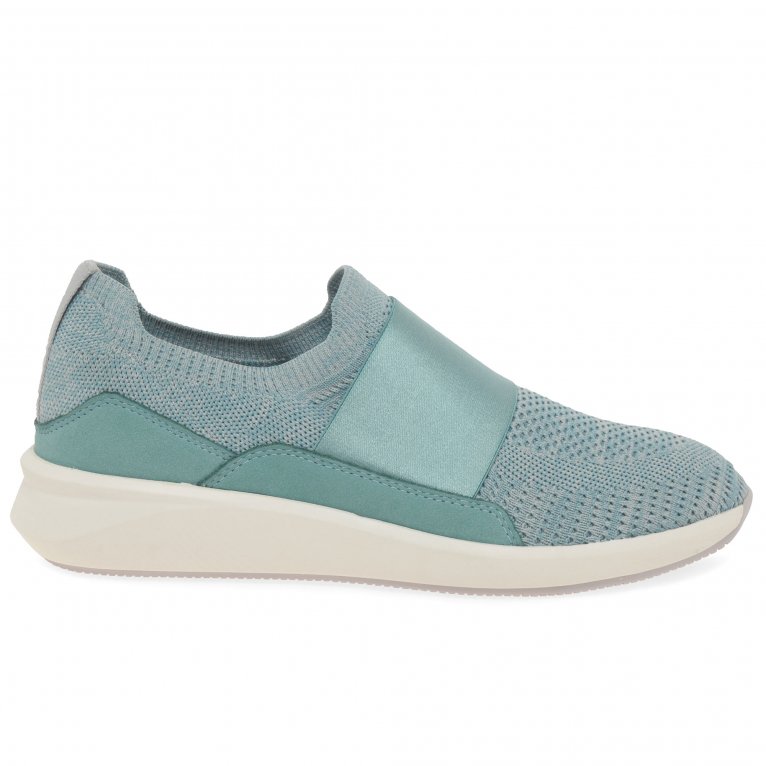 Charles Clinkard Clarks Un Rio Knit Womens Trainers