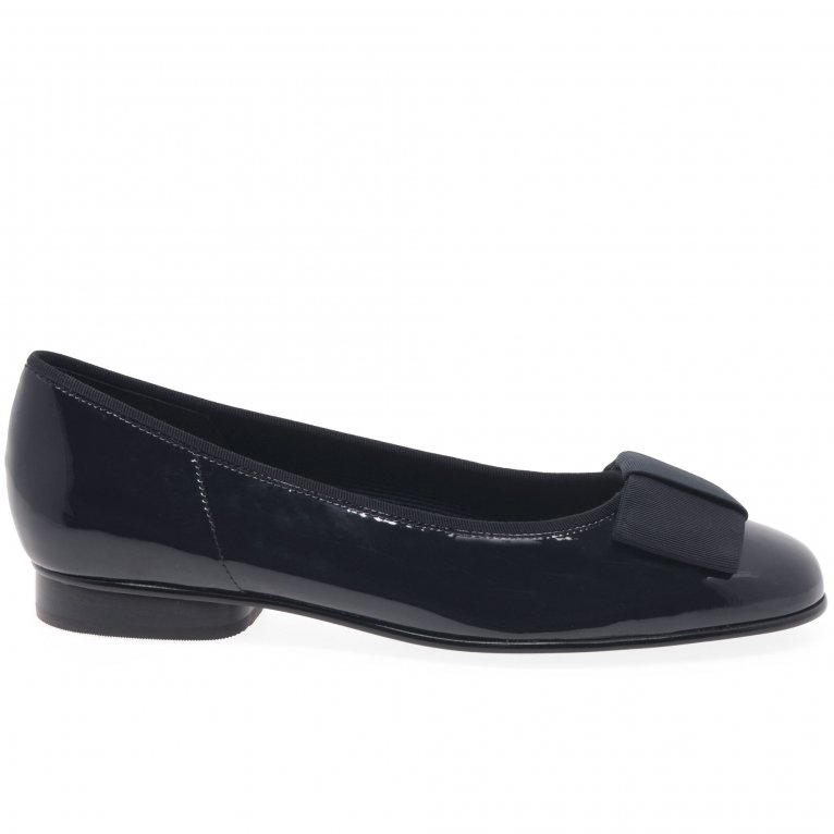Charles Clinkard Gabor Assist Womens Bow Trim Ballerina Flats