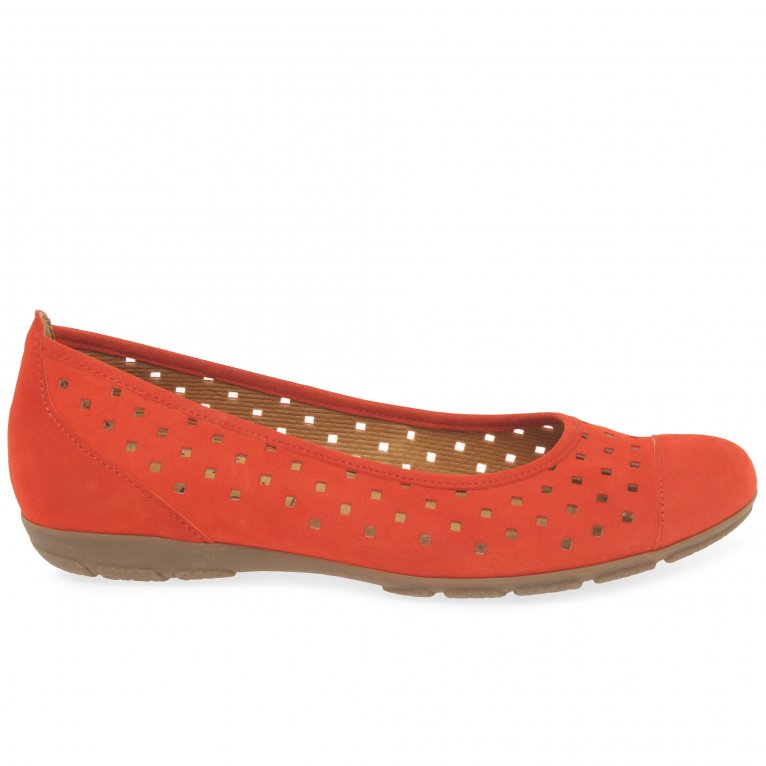 Charles Clinkard Gabor Ruffle Womens Punched Detail Casual Shoes