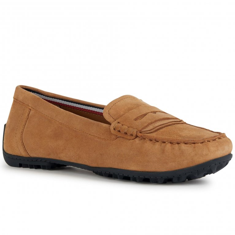 charles clinkard Geox D Kosmopolis Womens Moccasins