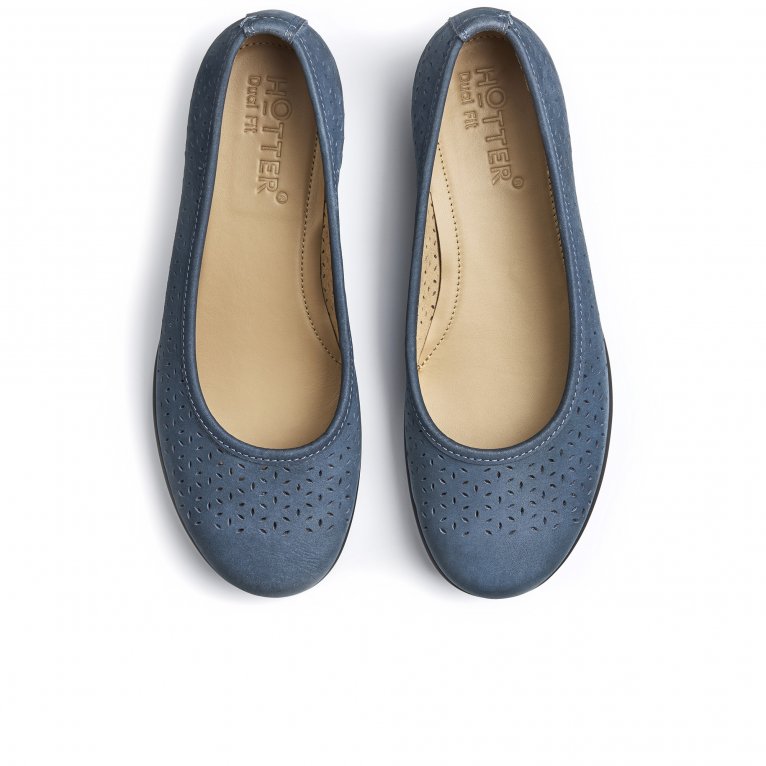 Charles Clinkard Hotter Livvy II Womens Extra Wide Ballet Pumps