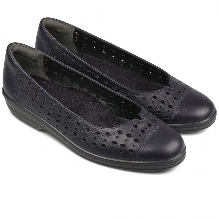 Charles Clinkard Padders Asia Womens Extra Wide Fit Womens Shoes