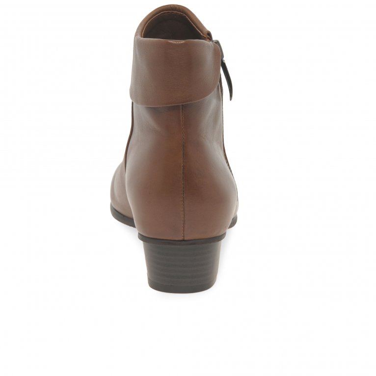 Charles Clinkard Regarde Le Ciel Stefany 03 Womens Ankle Boots