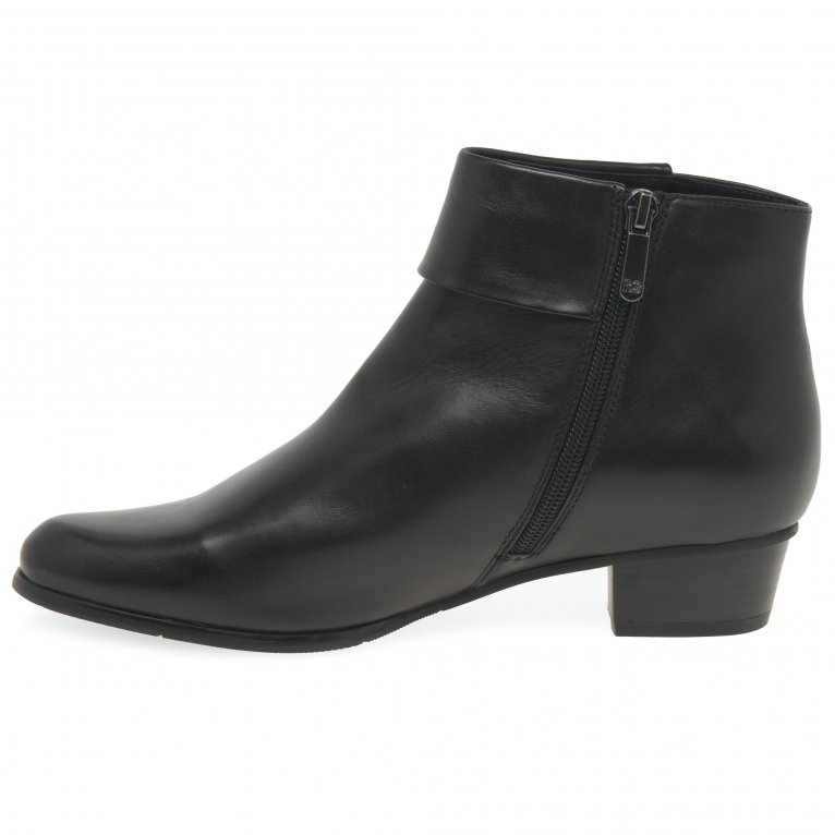 Charles Clinkard Regarde Le Ciel Stefany 186 Womens Ankle Boots