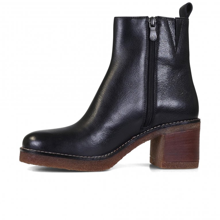 Charles Clinkard Van Dal Harper Womens Wide Leather Boots