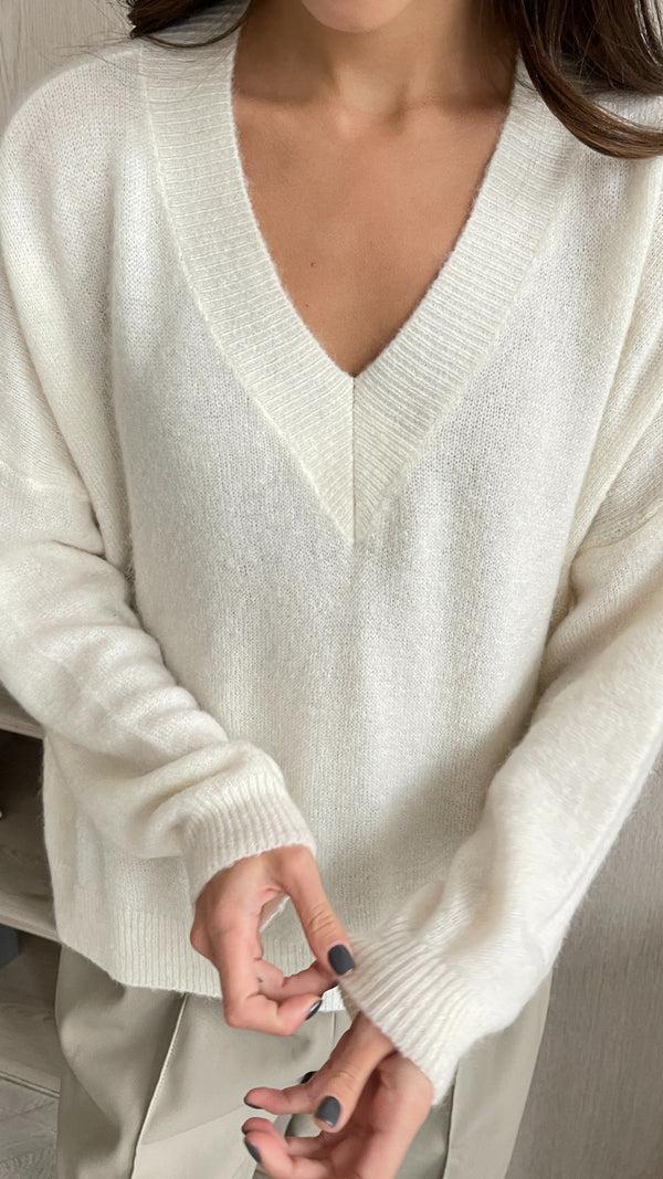 Charli April Alpaca Sweater - Ivory Jumpers