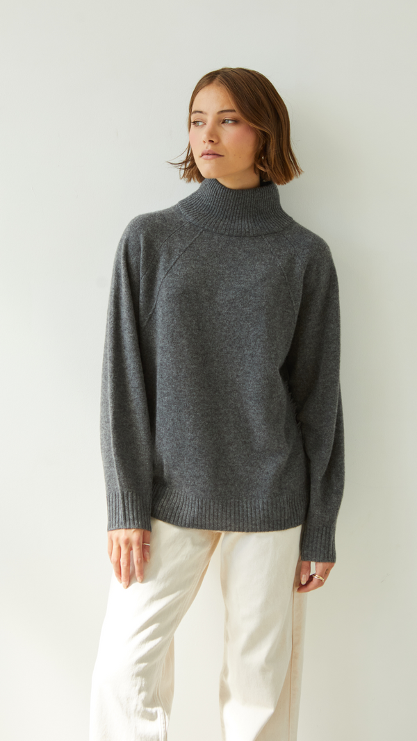 Charli Cian Cashmere Sweater - Anthracite Jumpers