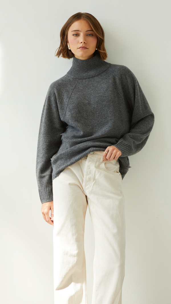 charli Cian Cashmere Sweater - Anthracite Jumpers