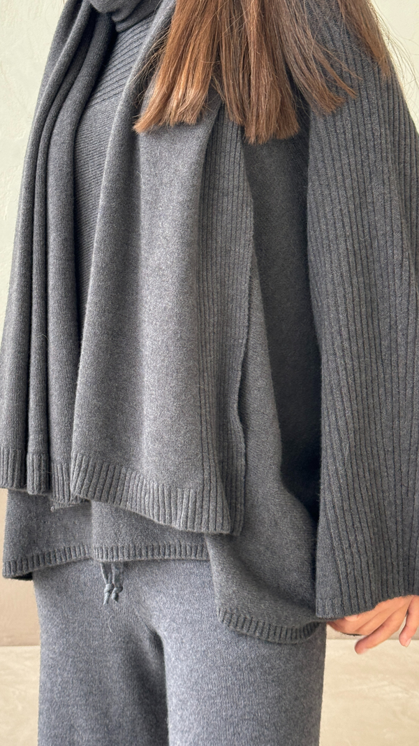 Charli Cora Wrap Scarf - Anthracite Scarves