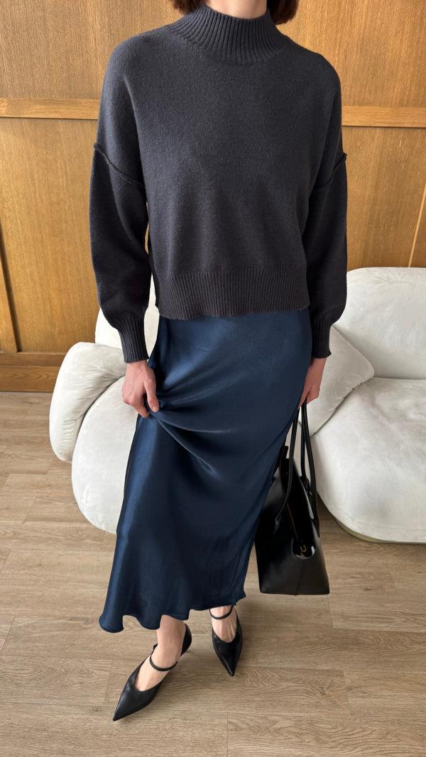 Charli Lottie Sweater - Carbon Jumpers