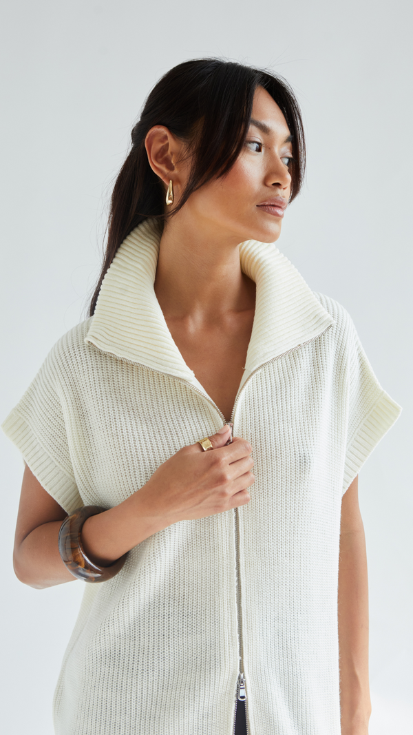 Charli Millie Sleevless Knit Cardigan - Ivory Cardigans