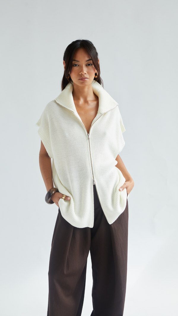 Charli Millie Sleevless Knit Cardigan - Ivory Cardigans