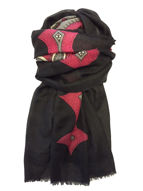 charlotte sparre Kashmir 100x200 cm / SCS036 Kashmir 100x200 - Black Scarf charlotte sparre Kashmir 100x200 cm / SCS036 Kashmir 100x200 - Black Scarf