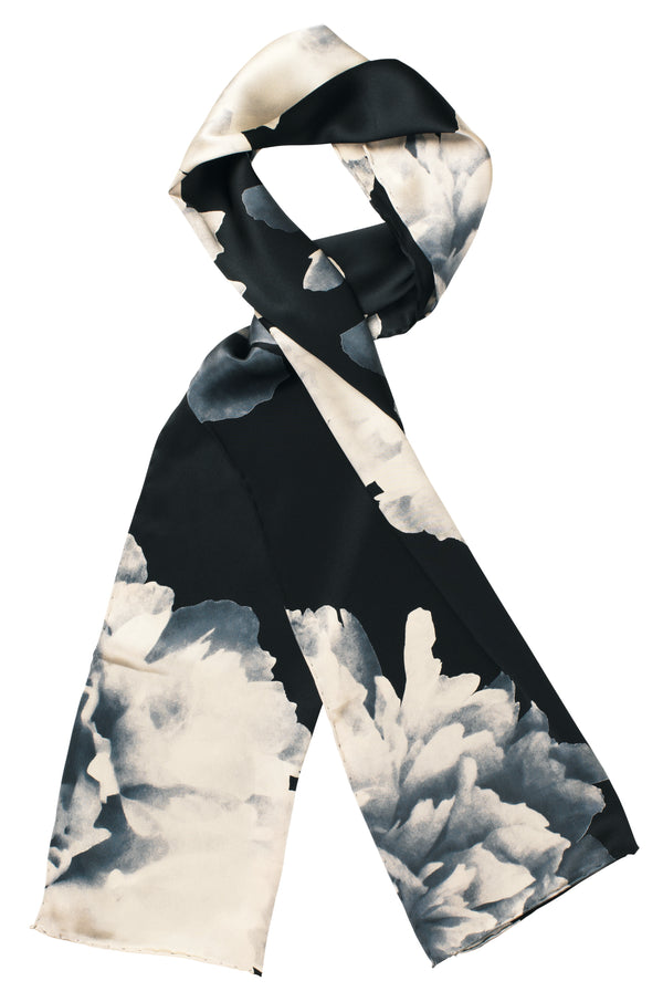 charlotte sparre Peony 55x55 cm / CS491 Peony 55x55 - Grey Scarf