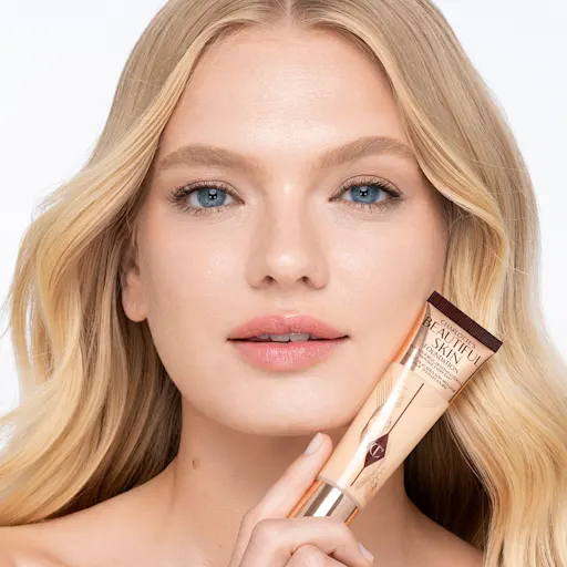 Charlotte Tilbury BEAUTIFUL SKIN FOUNDATION 3 NEUTRAL