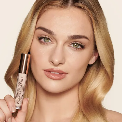 Charlotte Tilbury BEAUTIFUL SKIN RADIANT CONCEALER 4 FAIR