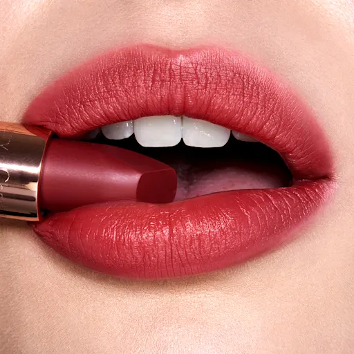 Charlotte Tilbury MATTE REVOLUTION WALK OF NO SHAME Previously "Walk Of Shame"