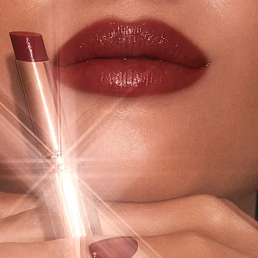Charlotte Tilbury SUPERSTAR LIPS WALK OF NO SHAME Previously "Walk Of Shame"