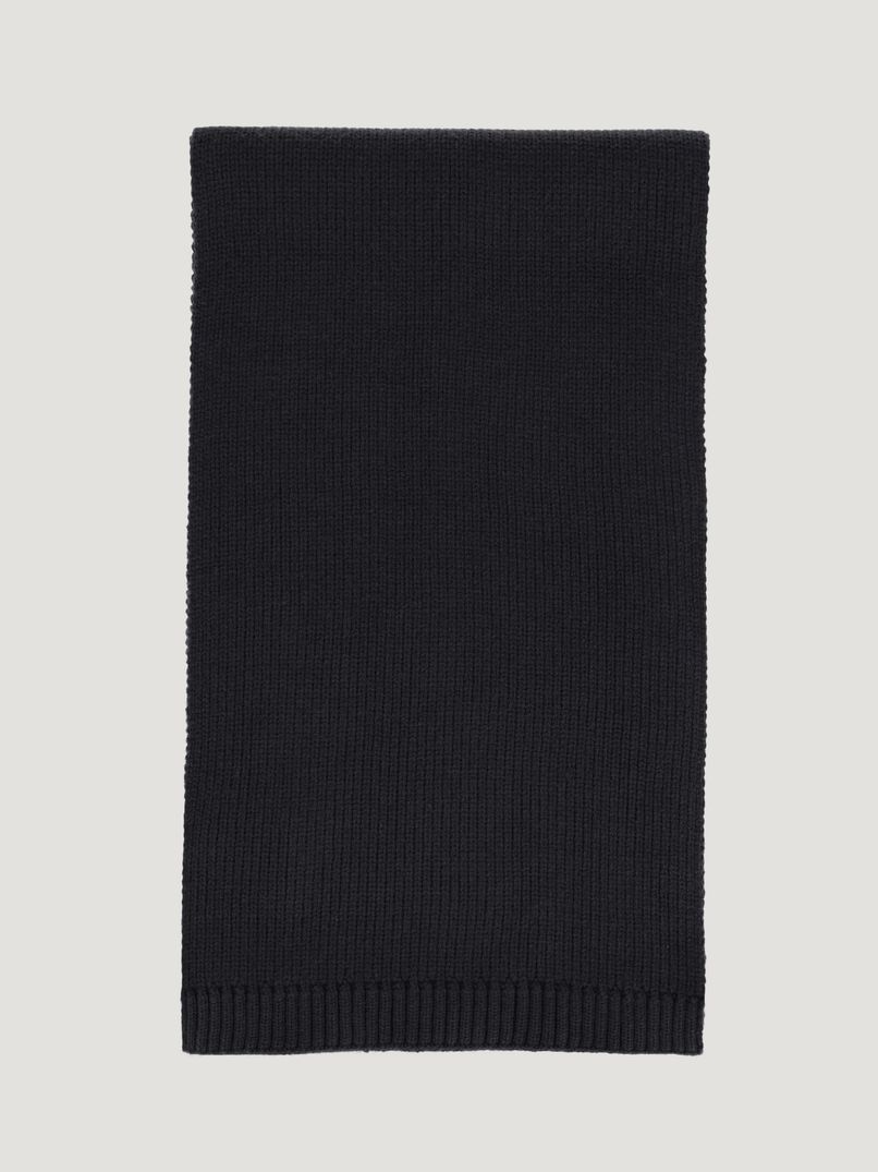 Chasin Stubai ScarfScarves