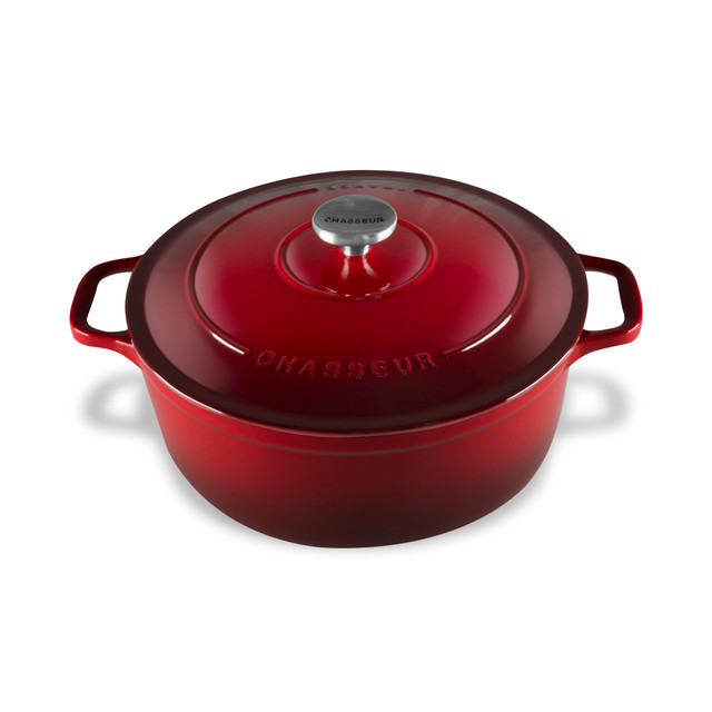 chasseur Round French Oven Bordeaux