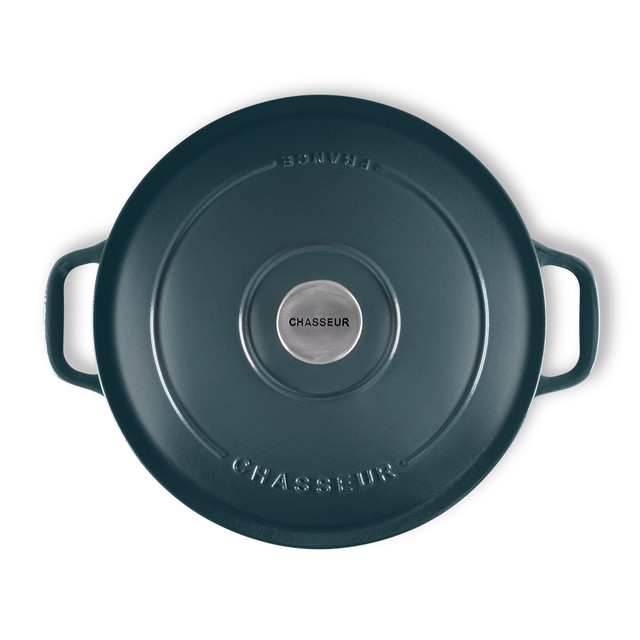 Chasseur Round French Oven Liquorice Blue