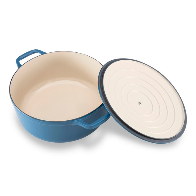 Chasseur Round French Oven Sky Blue