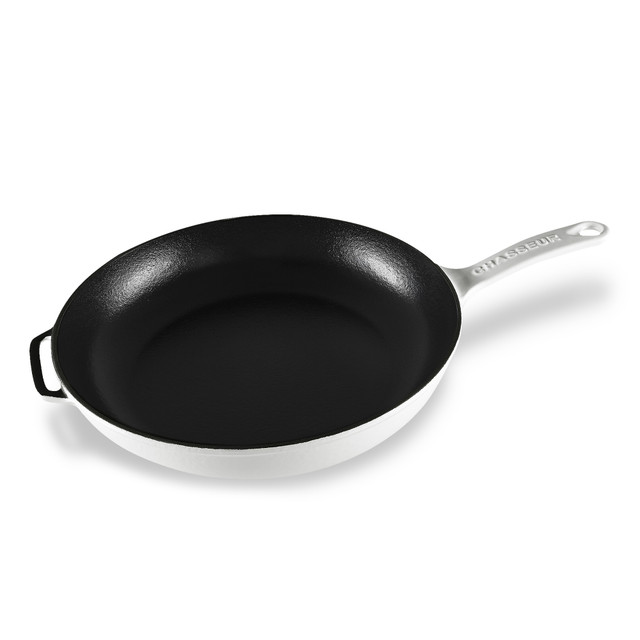 Chasseur Fry Pan With Cast Handle 28cm Brilliant White