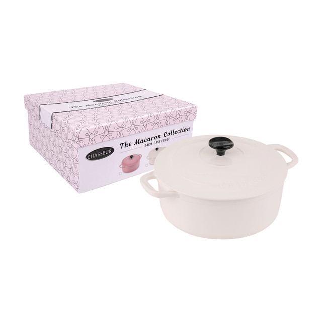 Chasseur Macaron Collection 24cm Casserole Antique Cream