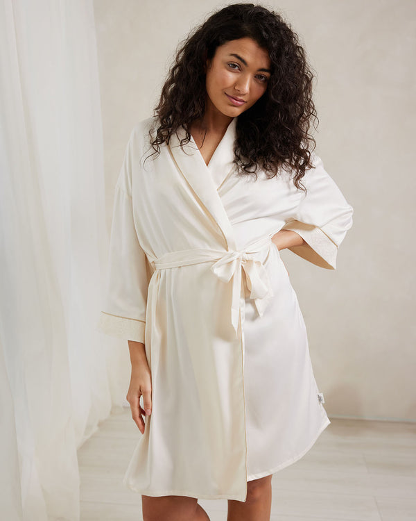 Chelsea Peers Dressing Gown