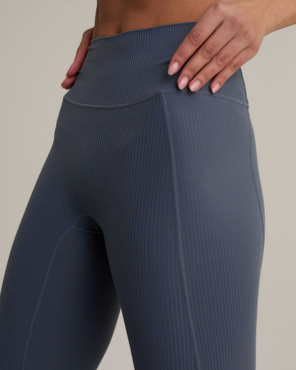 Chelsea Peers Flared Leggings