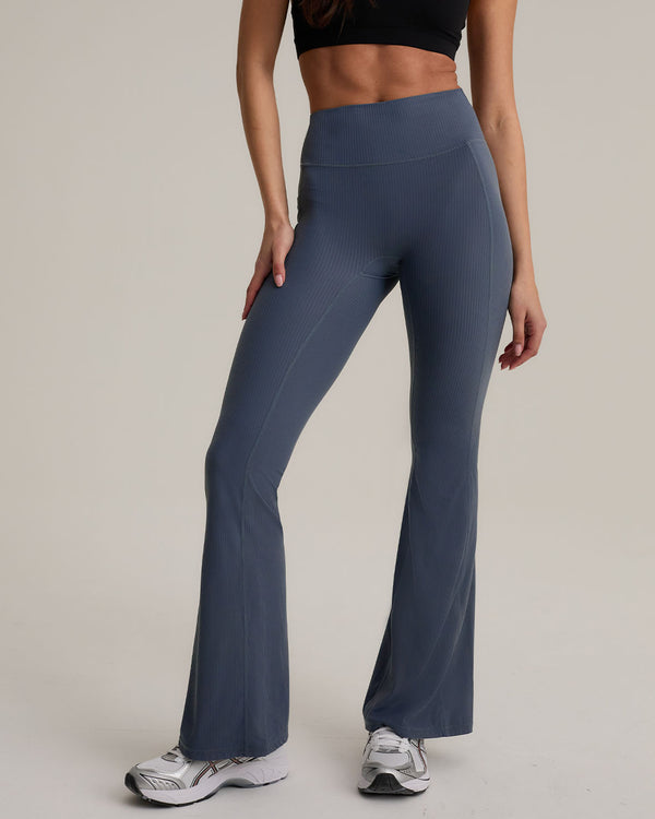 chelsea peers Flared Leggings