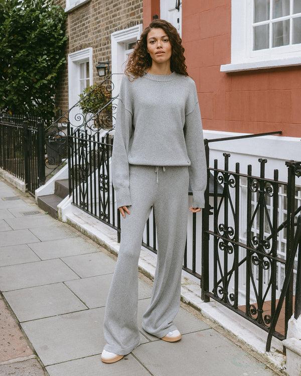 Chelsea Peers Sweater