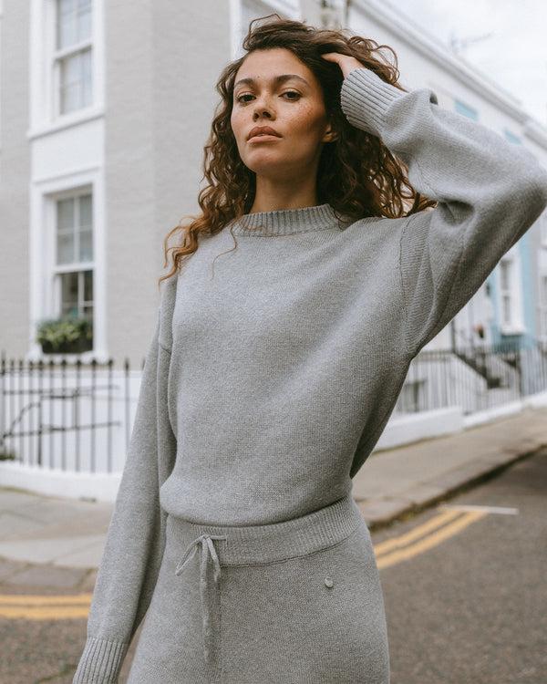 chelsea peers Sweater