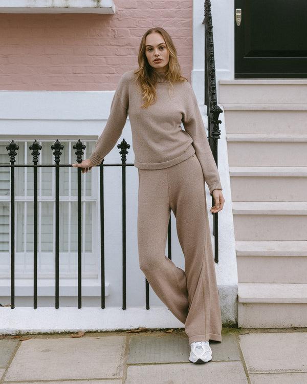 Chelsea Peers Sweater