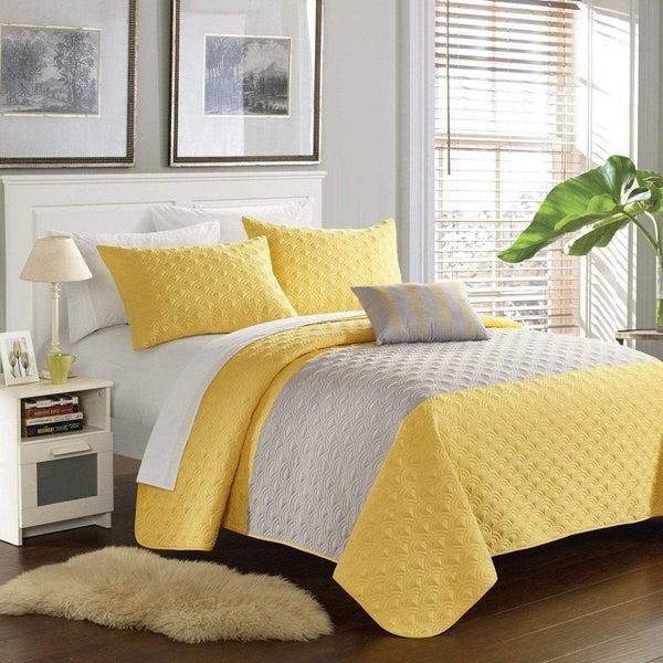 chic home Dominic 4 Piece Embroidered Quilt Set