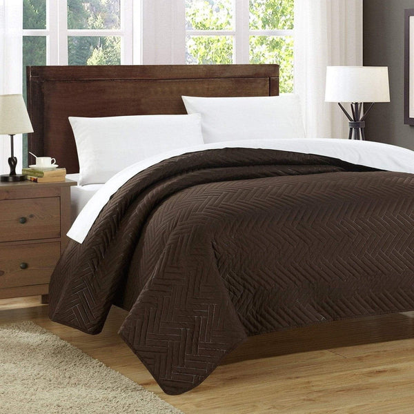 Chic Home Enigma 1 Piece Reversible Quilt Set