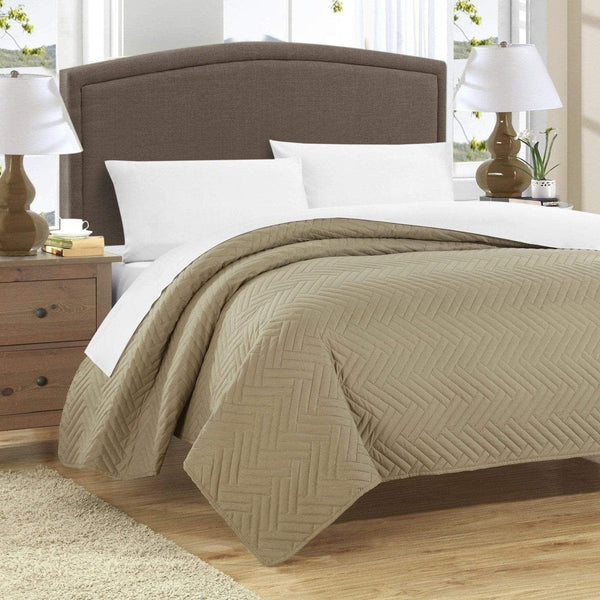 Chic Home Enigma 5 Piece Reversible Quilt Set