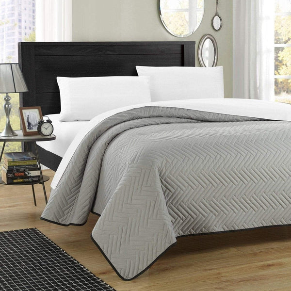 Chic Home Enigma 5 Piece Reversible Quilt Set