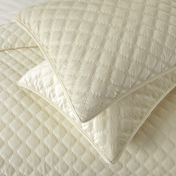 Chic Home Kehlani 3 Piece Dutch Velvet Quilt Set