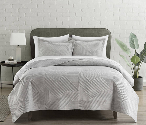 chic home Sianna 7 Piece Geometric Quilt Set