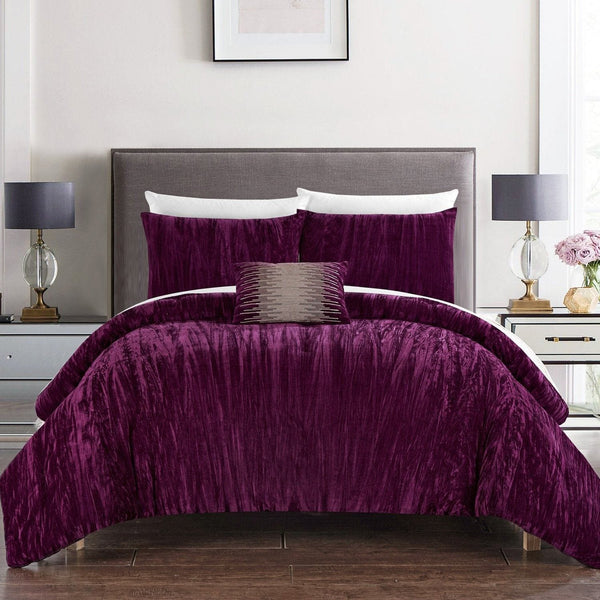 chic home Westmont 4 Piece Velvet Comforter Set